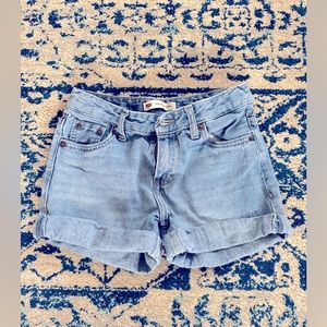 Levi’s Denim Girlfriend Shorts Size 10, EUC!